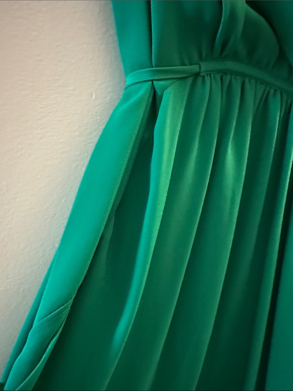 Collective Concepts Emerald Green Sleeveless Surplice Midi Dress - Picture 3 of 3